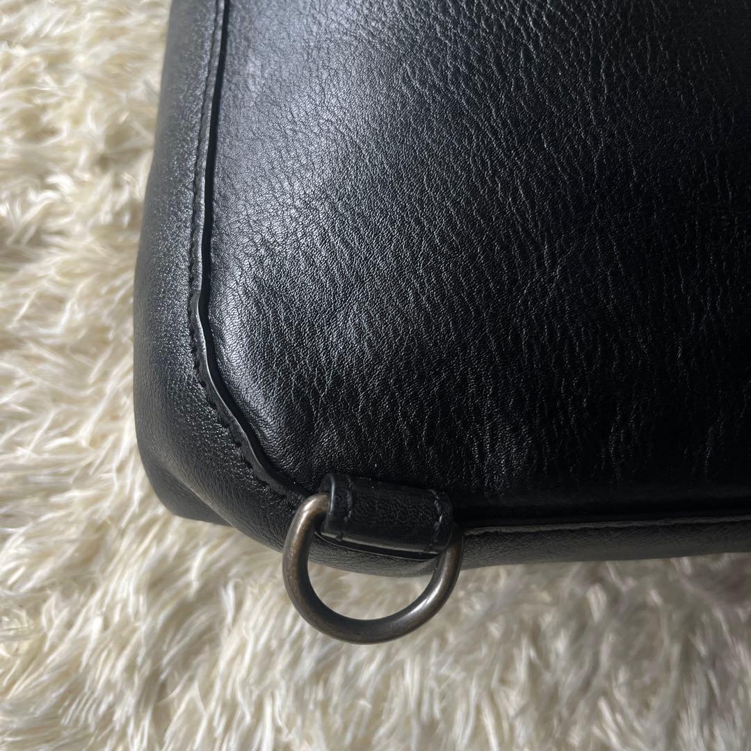 極美品　マザーハウス　カゼマトウ　 クロスバッグ レザー ボディバッグ シボ革