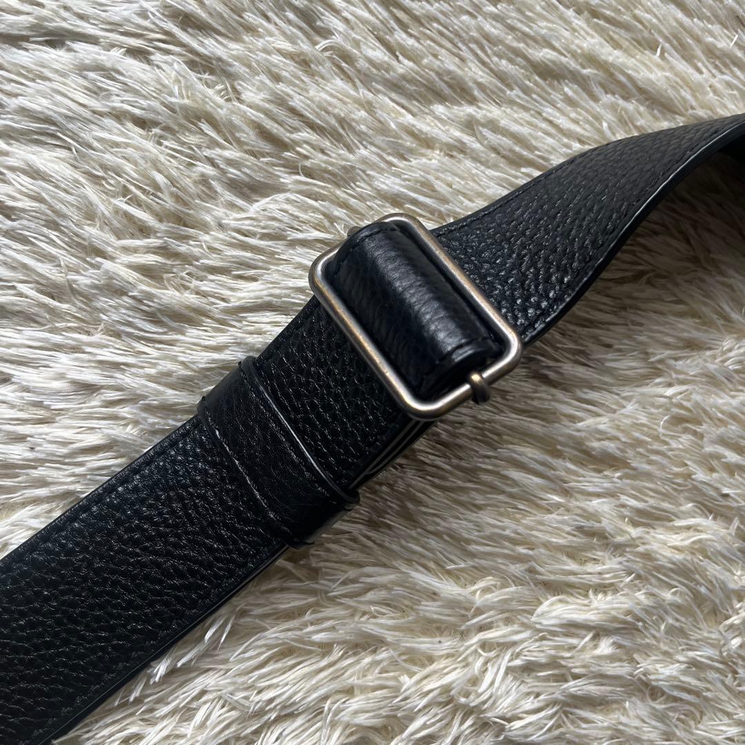 極美品　マザーハウス　カゼマトウ　 クロスバッグ レザー ボディバッグ シボ革