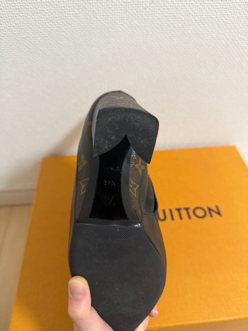 ルイヴィトン　ショートブーツ ポインテッドトゥ　モノグラム