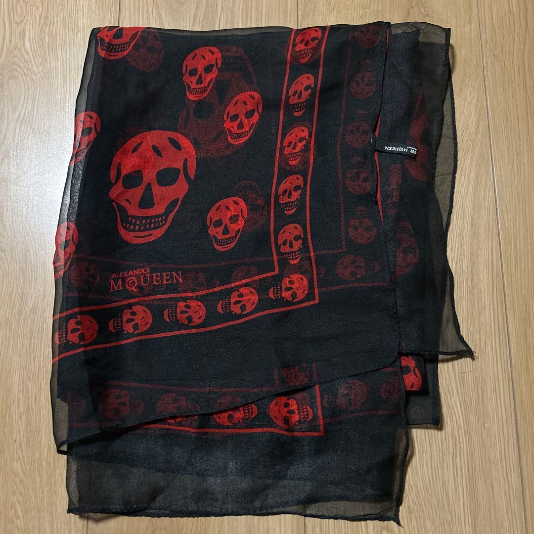 ALEXANDER MCQUEEN スカルストール 黒/赤