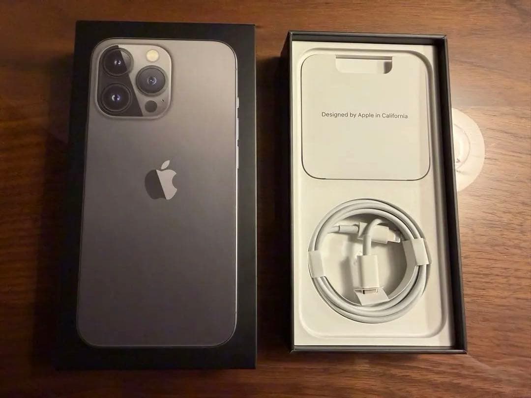 【美品】iPhone 13 Pro 256GB グラファイト SIMフリー