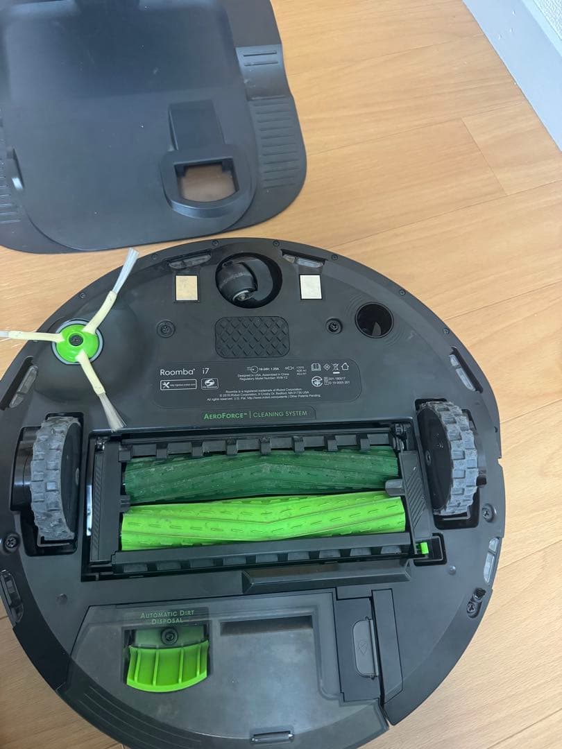 アイロボット　iRobot Roomba ルンバ　i7+ ロボット掃除機