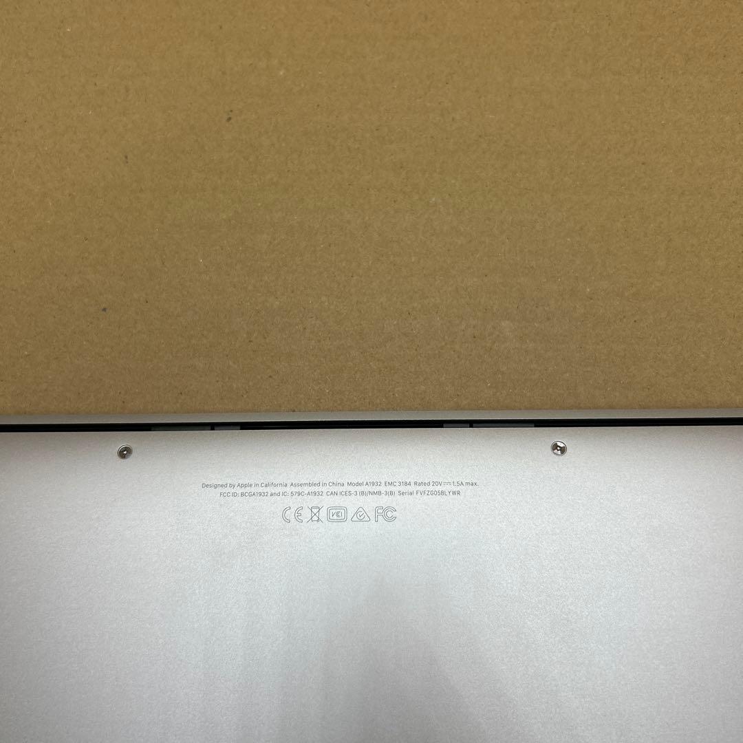 Apple MacBook Air 2019 13インチ　16GB