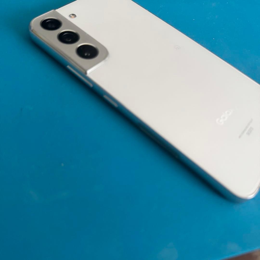 かなり綺麗　GALAXY s22 国内版　au scg13 シムフリー　白