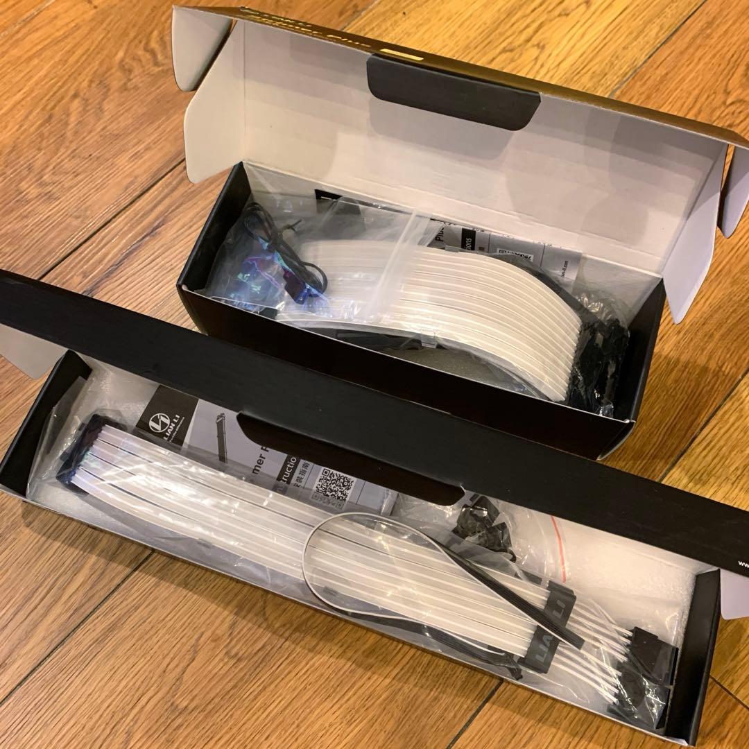 値下 Lian Li STRIMER PLUS 24pinと8pinセット