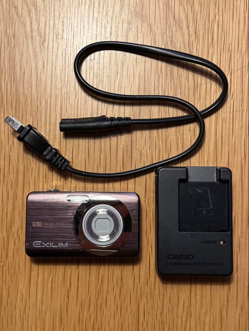 ［動作確認済］CASIO EXILIM EX-Z85　レトロ カメラ