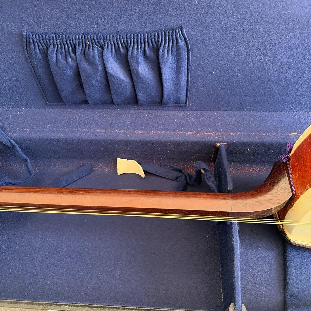 ば*ん様 三味線 民謡三味線 中棹 東さわり付き 紅木胴 ハードケース付き