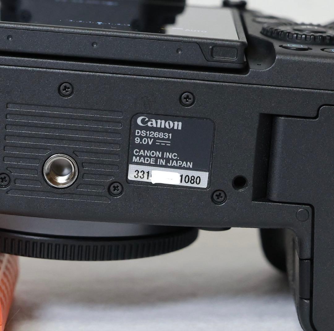 美品❗️Canon EOS R5 本体　アクセサリー付属レリーズ回数3000以下❗️