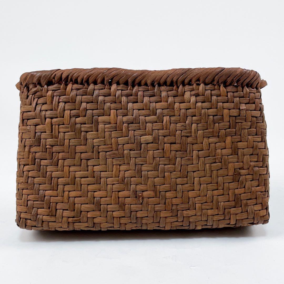 【美品】山葡萄 セカンドバッグ かごバッグ ファスナー付き 編み込み ブラウン系