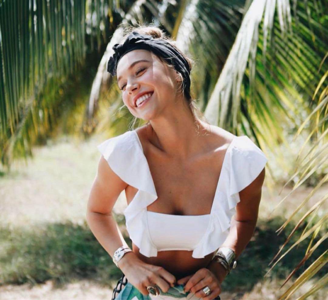 ALEXIA STAM 水着ストロベリーミルク ピンクセット&フリル付ホワイト上