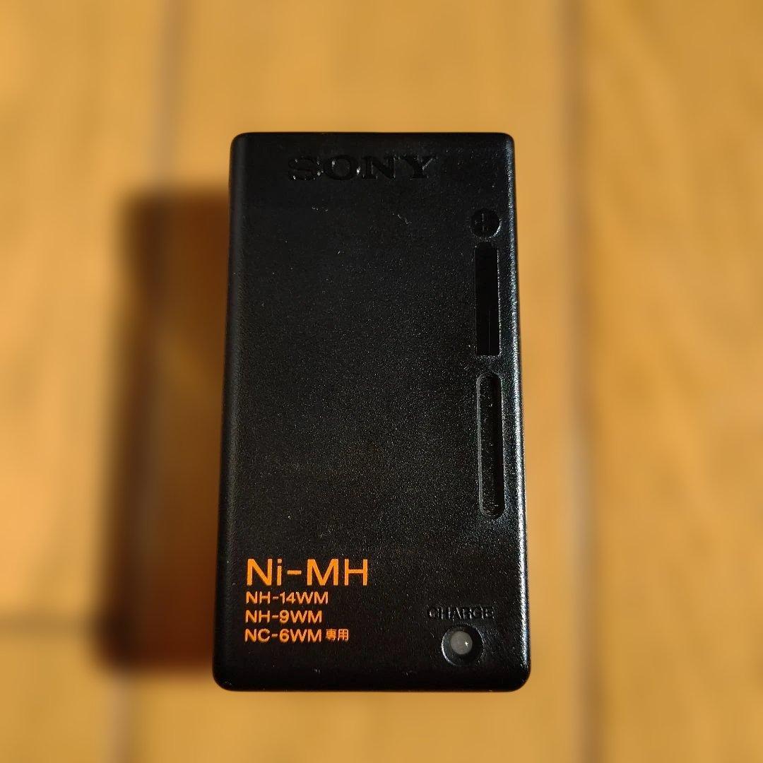 完品極美品 SONY ポータブルMDプレーヤー MZ-E7W