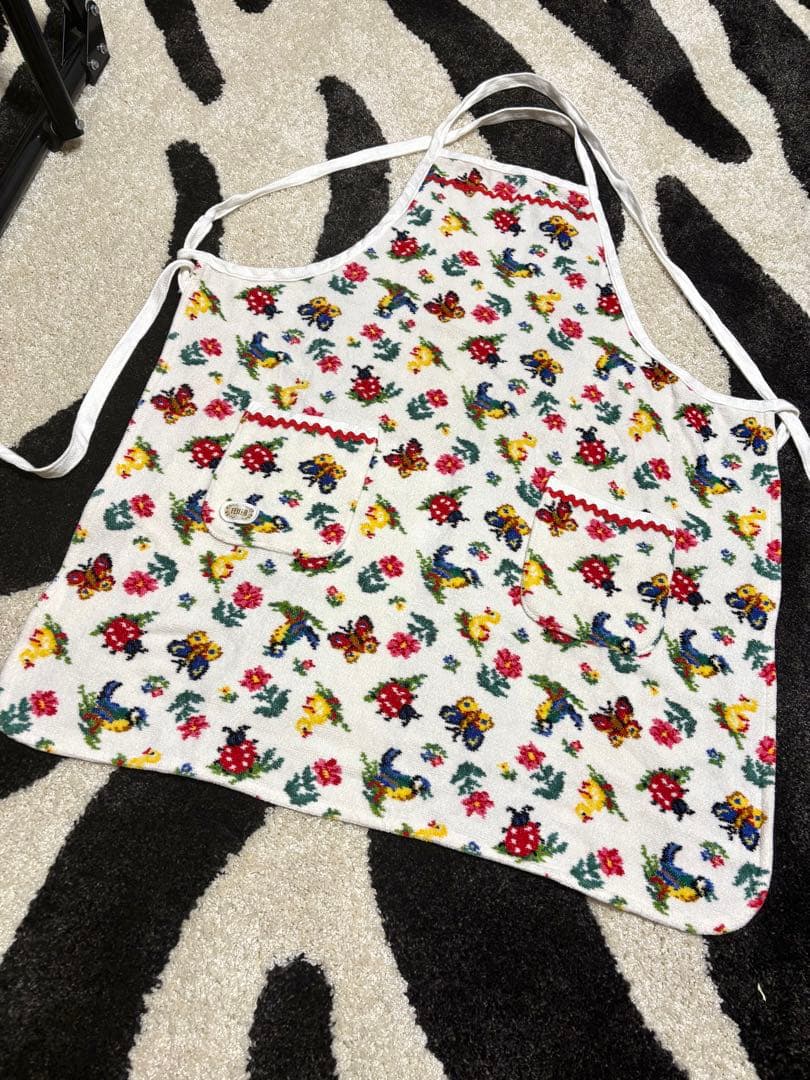 フェイラー　エプロン　ハイジ柄　白　美品。