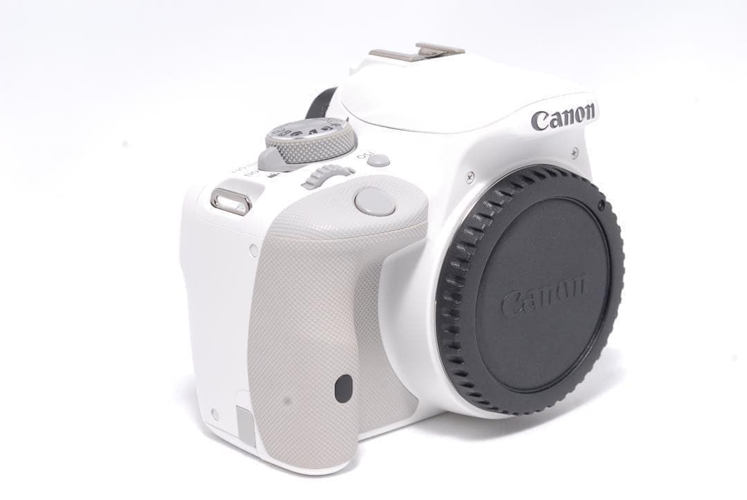 ★極美品★キヤノン Kiss X7高性能STMレンズ お洒落なホワイトボディ✨