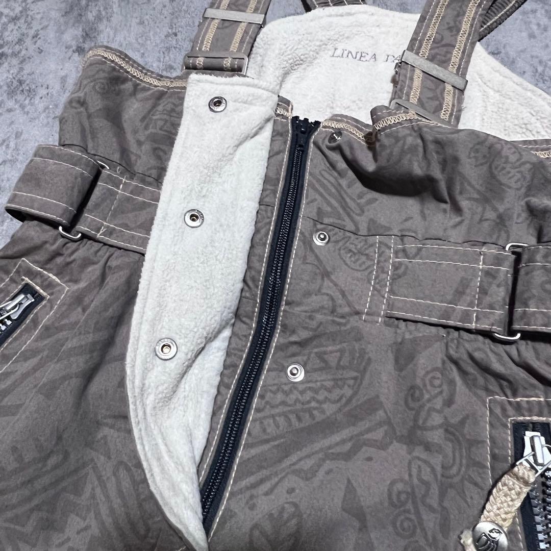 個性的　スキーウェア　上下　セットアップ　スノーウェア　総柄