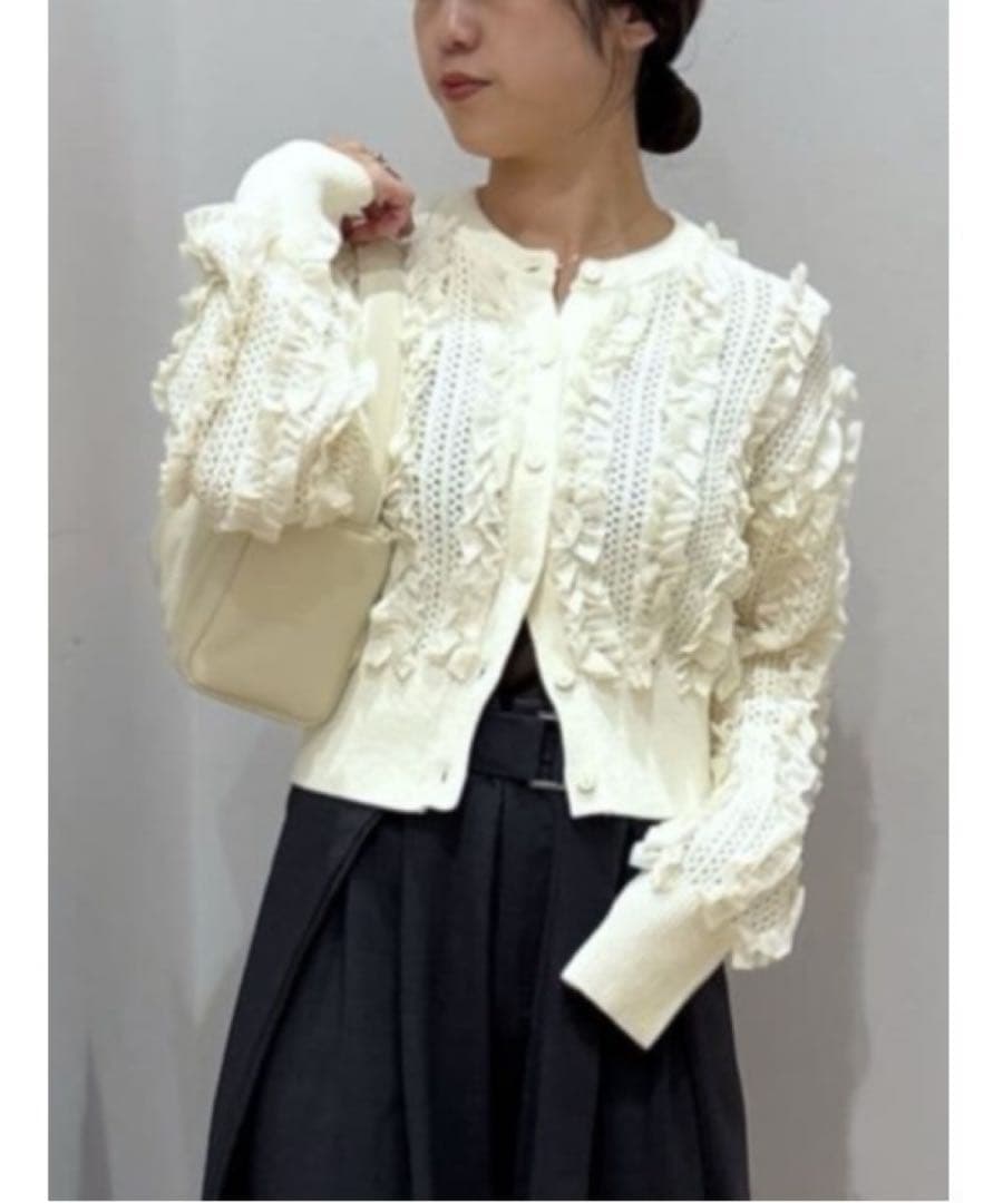 新品同様　今期　人気完売　スタイルミキサー　チュールフリルニットカーデ ホワイト