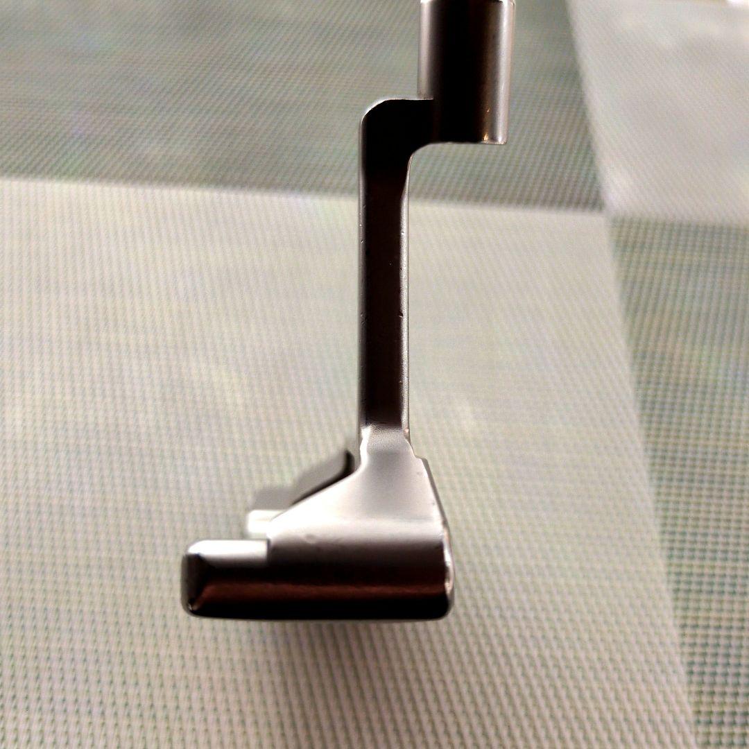 Scotty Cameron Select Newport2 2016（左）