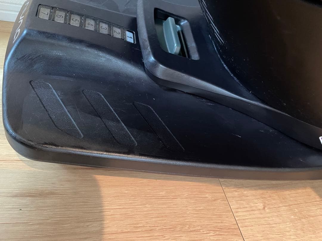 【値下げしました】nuna ヌナ レブルプラス チャイルドシート isofix