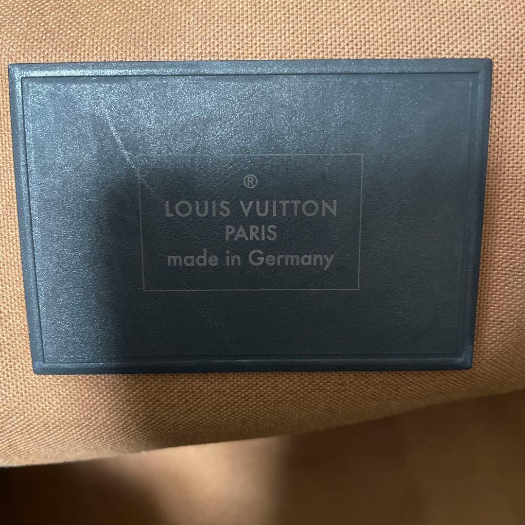 LOUIS VUITTON ウォータープルーフキーポルバンドリエール55
