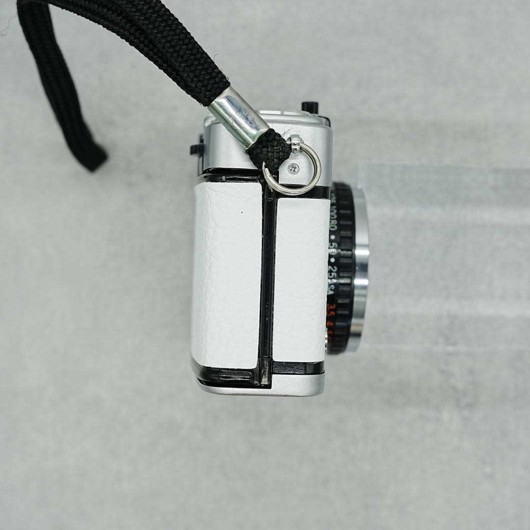 OLYMPUS PEN EE-3 ホワイト【整備済完動品】