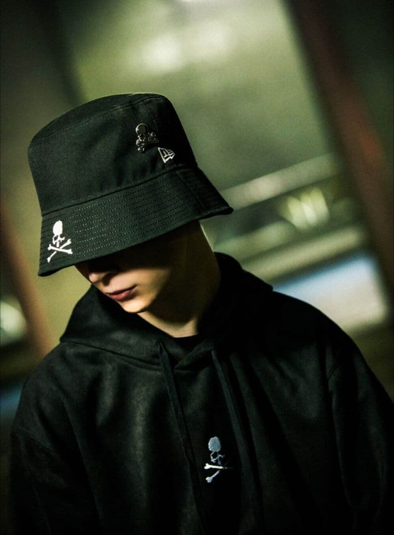 新品 24FW mastermind JAPAN × New Era S/M 黒