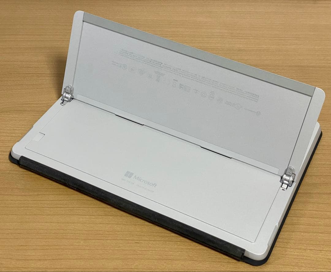 マイクロソフト Surface Go3／メモリ8GB／SSD128GB