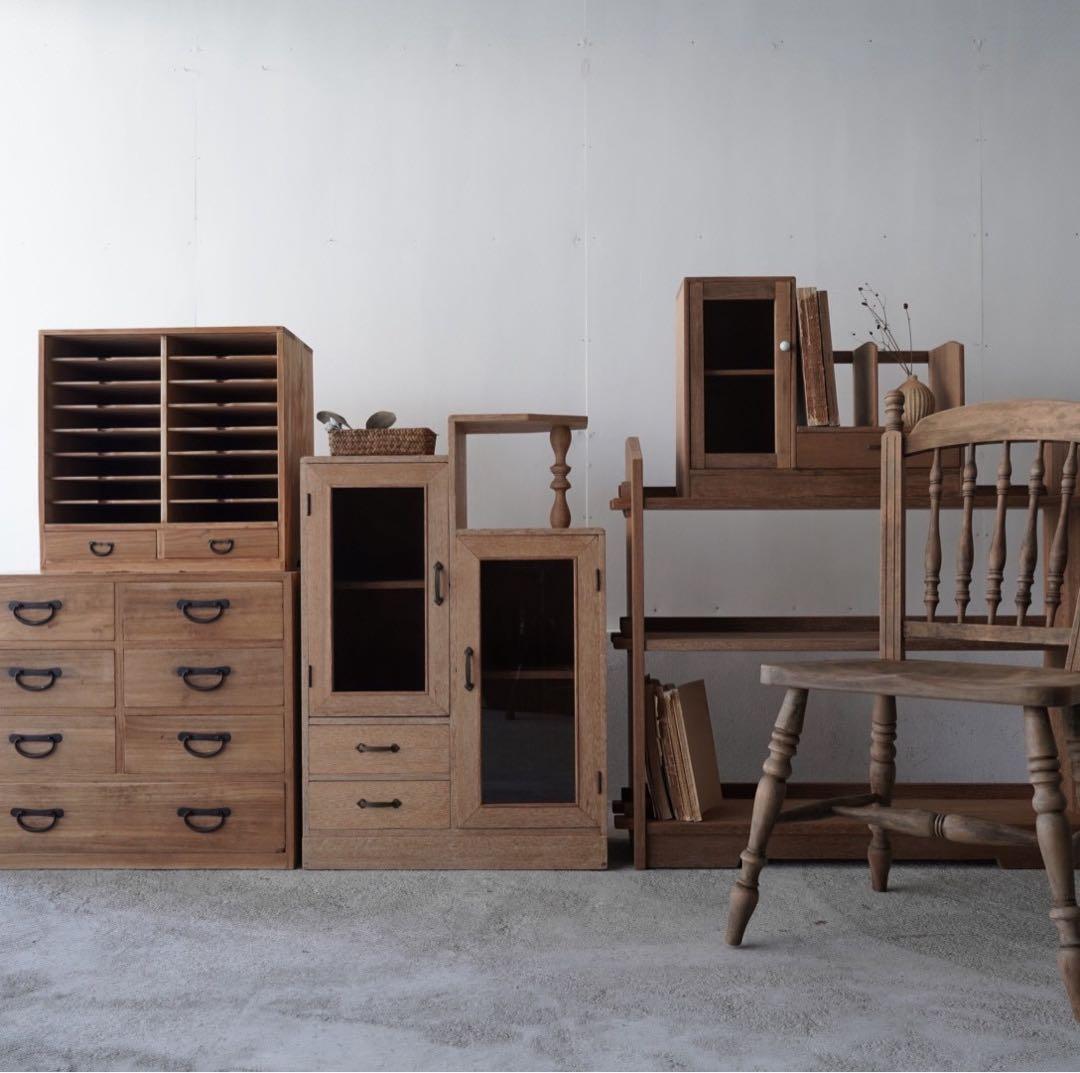 7杯の引き出しチェスト