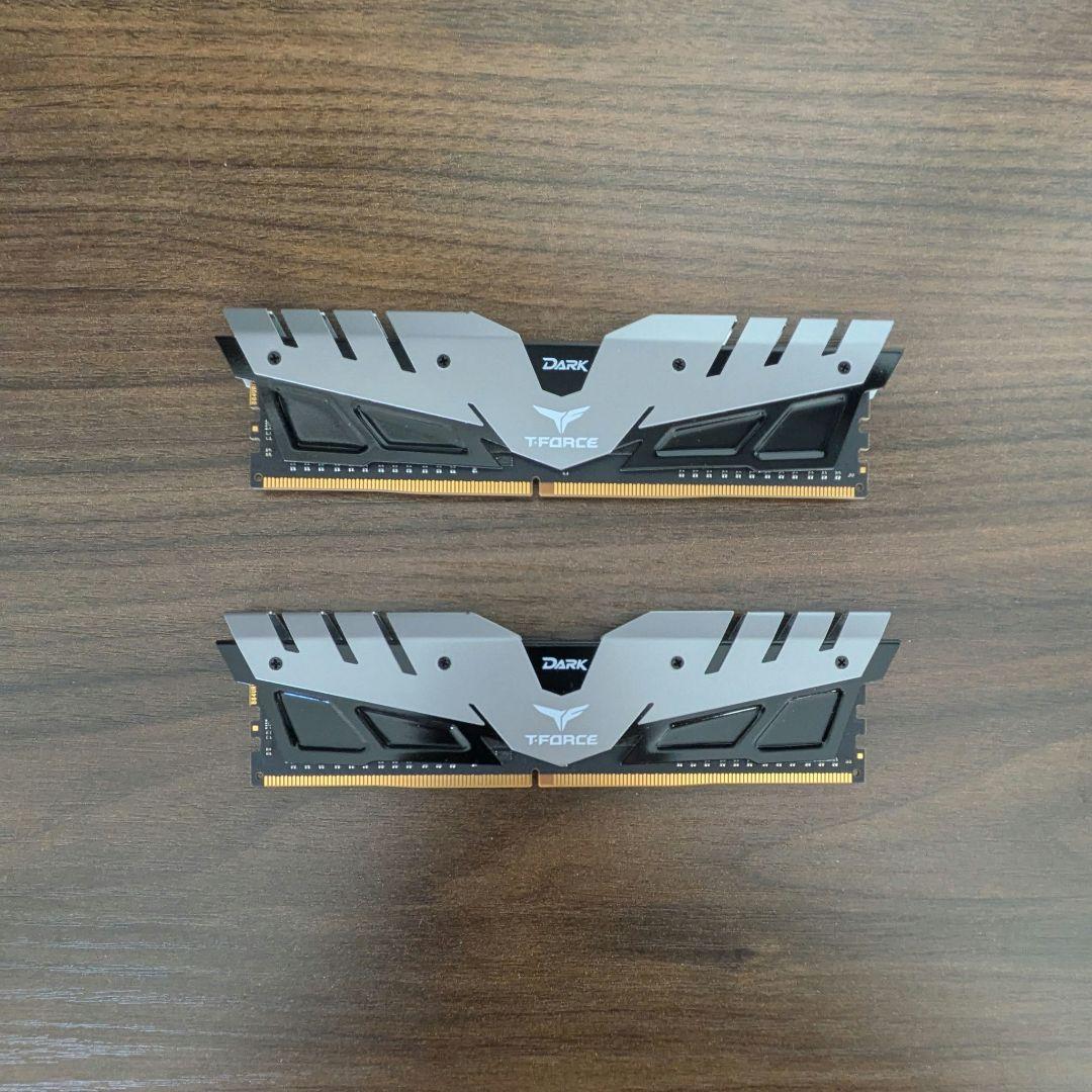 Team DDR4 3200Mhz 16GB (8GBx2枚)