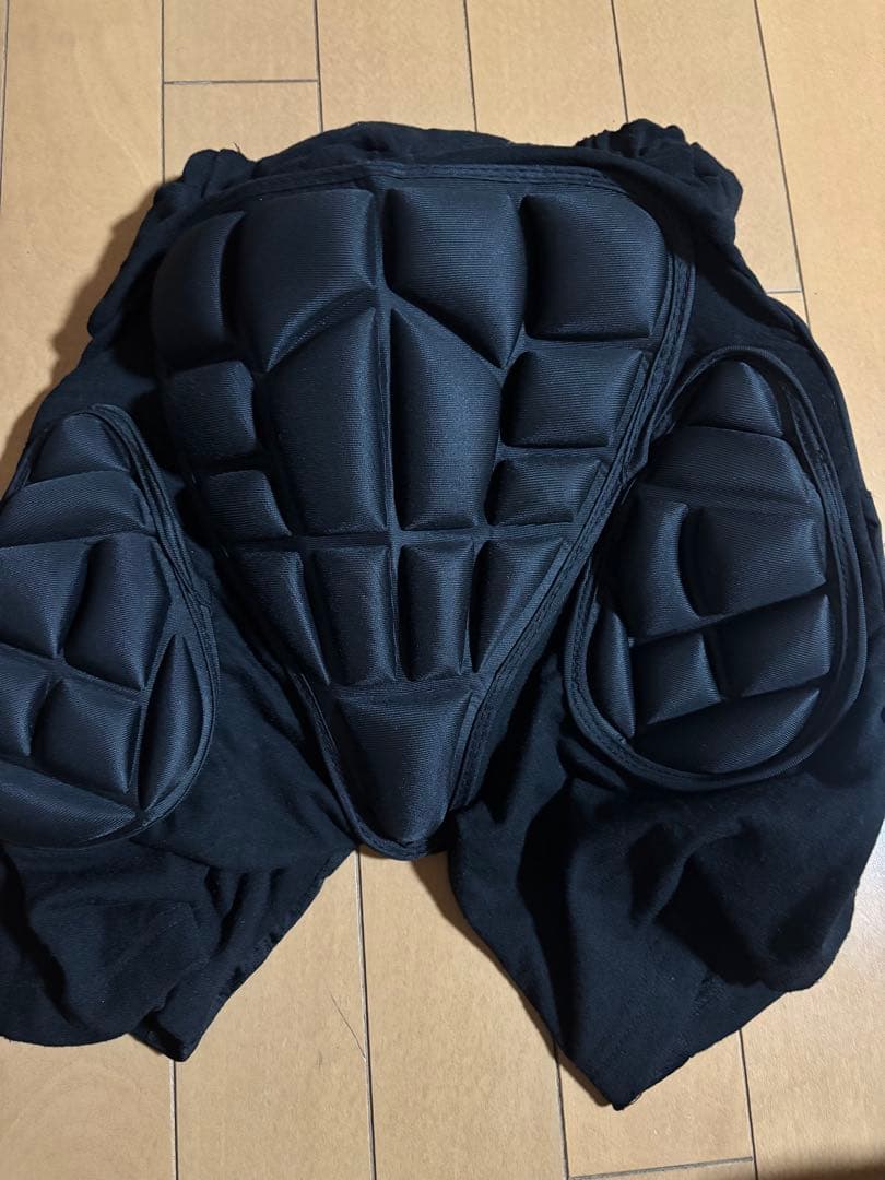 スキー、スノーボード用ウェアセット（ジャケット・パンツ・手袋・プロテクター）