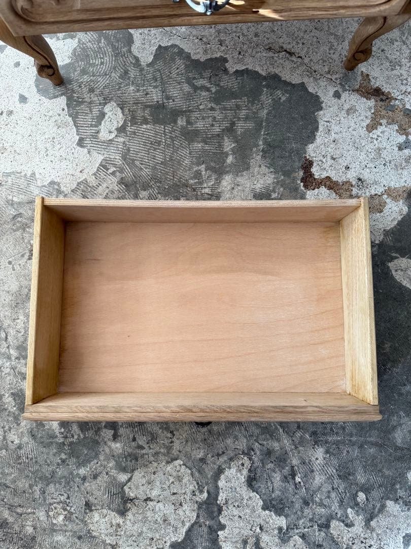 ビンテージ 4段チェスト 猫脚 剥離