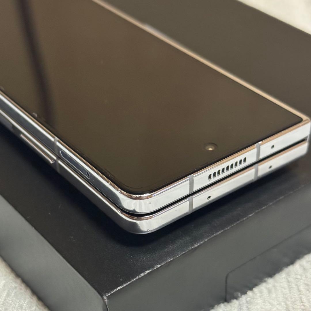 【おまけ付】Samsung Galaxy Z Fold 5 SIMフリー