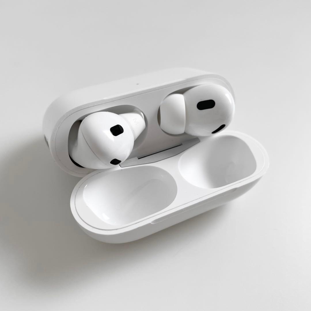 正規品　AirPods Pro 第2世代 Lightning 本体 ケース