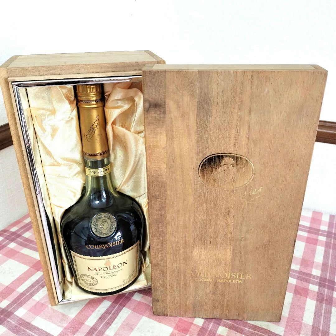 木箱入り未開封　COURVOISIER ナポレオン　コニャック
