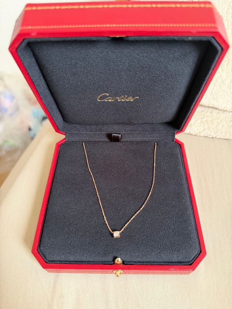 【値引】カルティエ ダムール ネックレス ダイヤ付750正規品証明書箱付2026