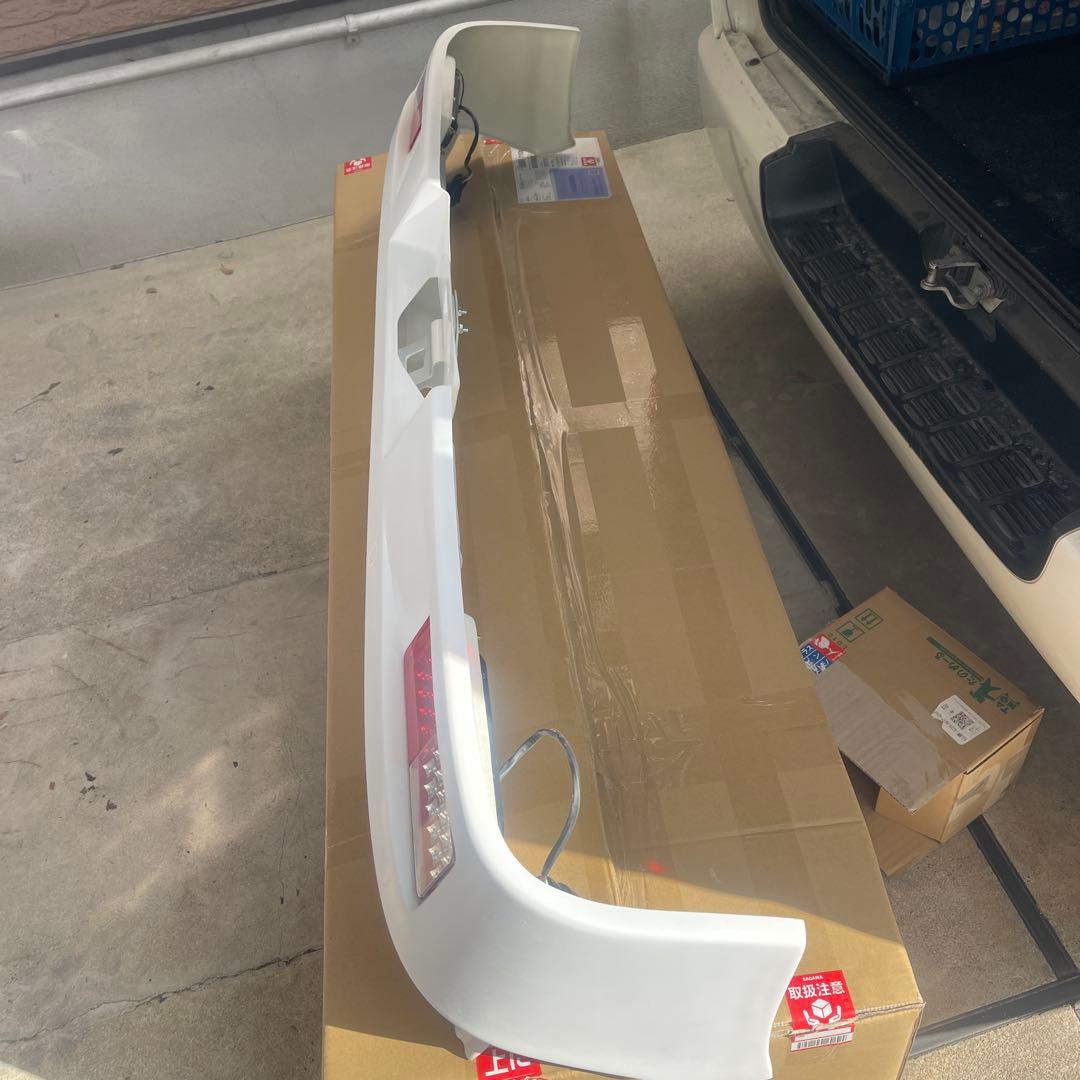 エブリィDA17用 リアショートバンパー 未塗装 新品‼️おまけテールランプ付き