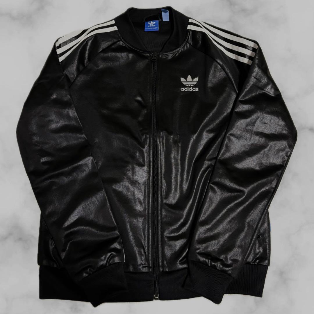 adidas レザートラックジャケット　短丈　海外限定版