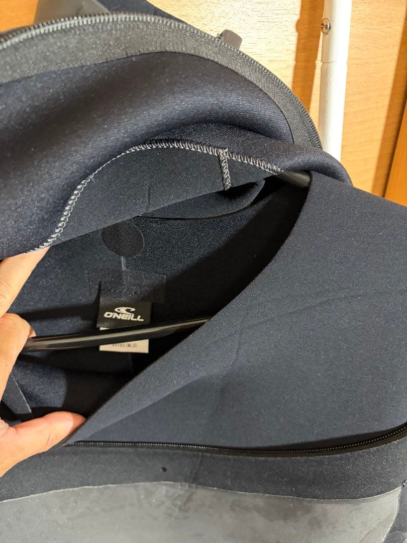 【新品】O'Neill セミドライスーツ MLBサイズ ブラック