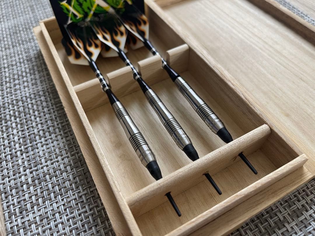 希少当時物 XXX TOP HEAVY 2BA ダーツ バレ