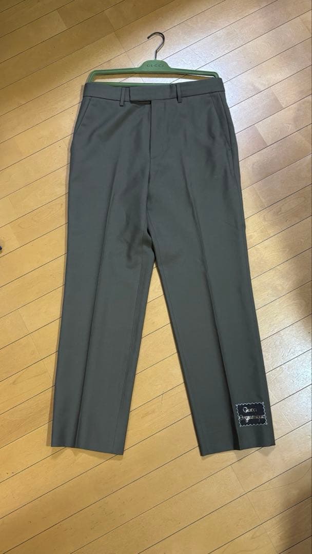 GUCCI グッチ ロゴラペル スラックス カーキ グリーン