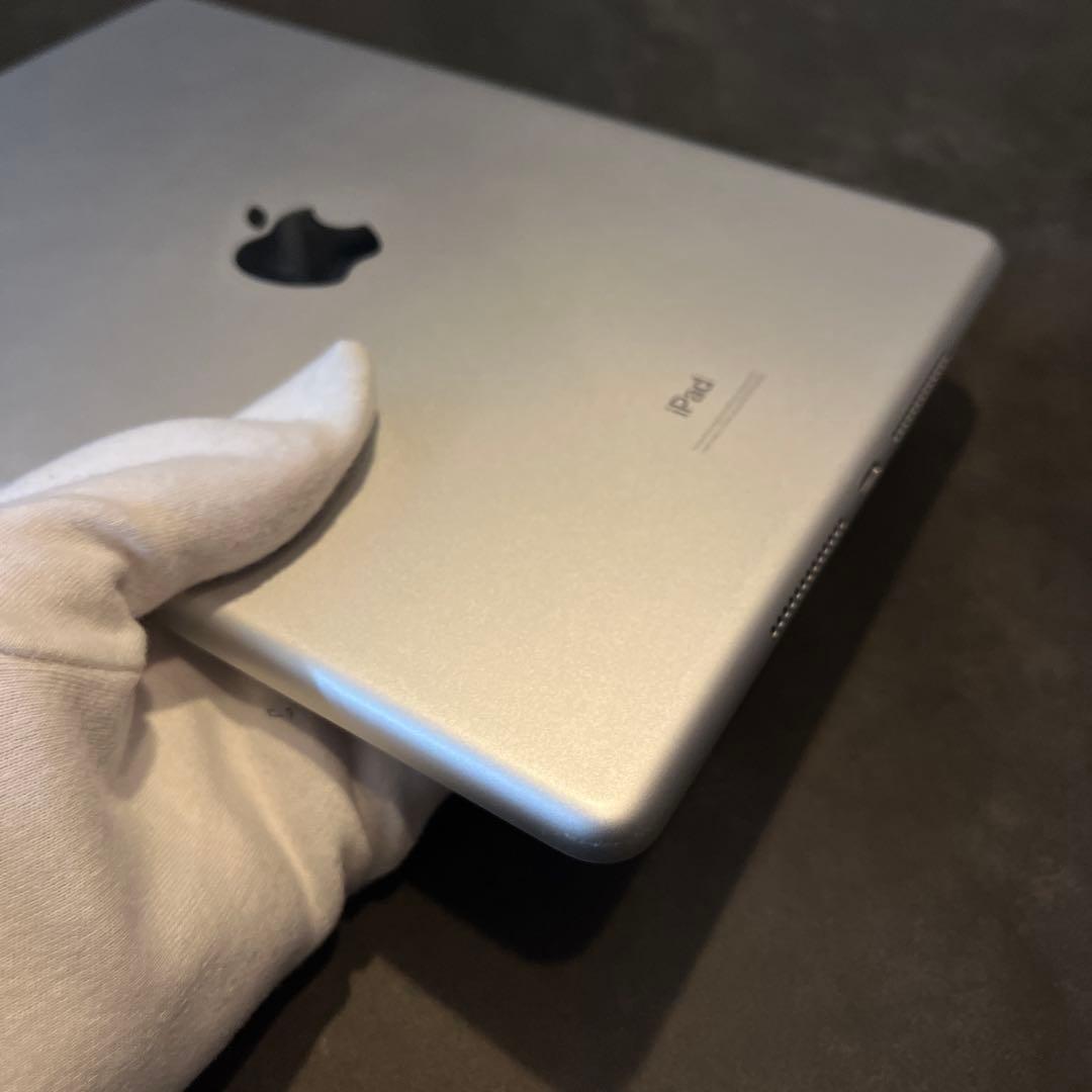 iPad 第7世代 32GB スペースグレー Apple