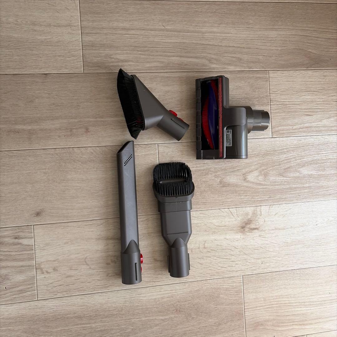 ダイソン Dyson Cyclone V10 Fluffy