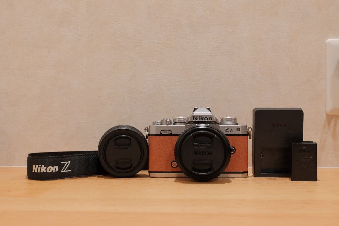 デジタルカメラ Nikon Zfc +Z 28mm F2.8 SE, Z DX 16-50mm