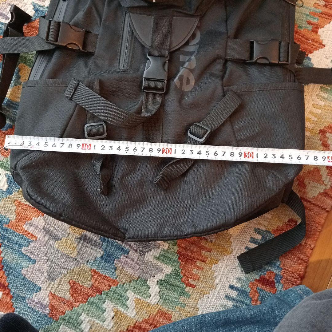 usa製 Supreme ブラック バックパック