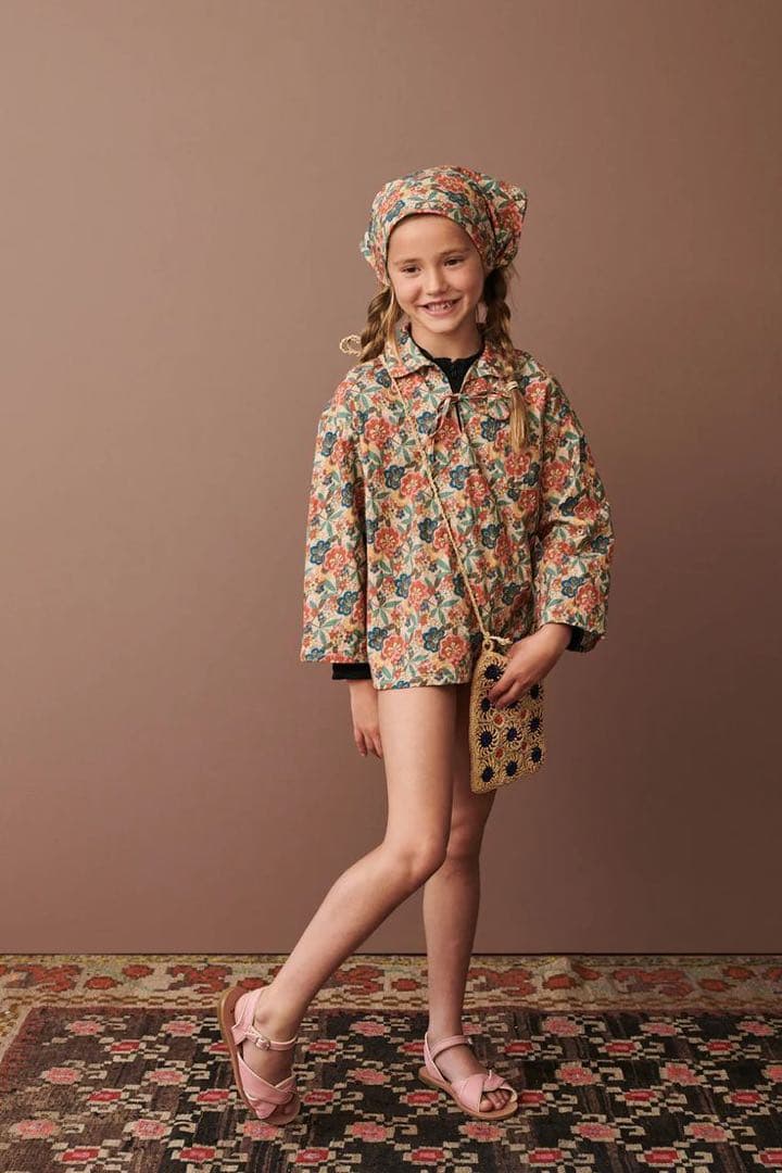 人気商品‼︎《新品・タグ付》CARAMEL 花柄 トップス