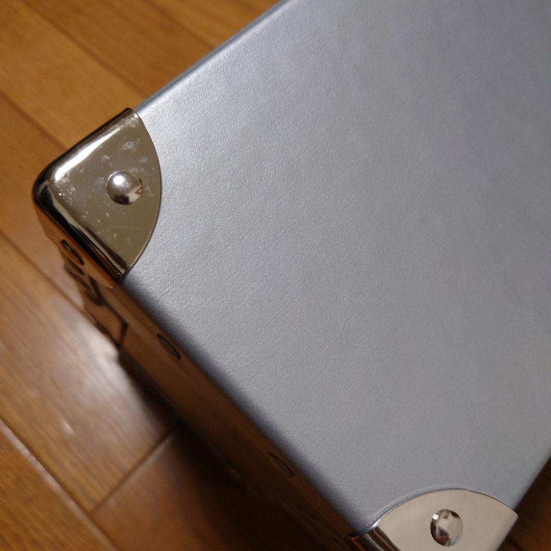 シュウウエムラ カールラガーフェルド コラボ メイクボックス