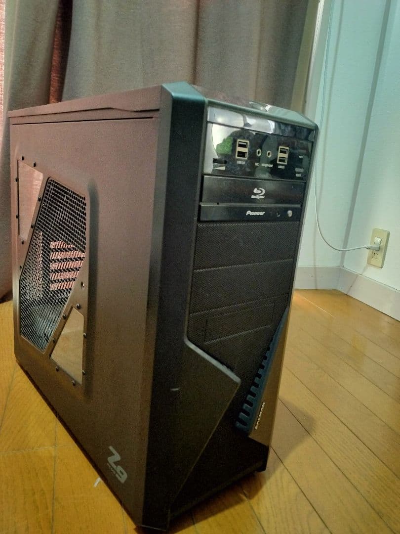 Z9 デスクトップPCケース Blu-rayドライブ付き