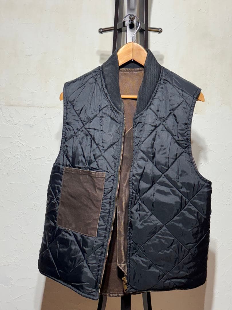 USA製 Carhartt V02 DKB ダウンベスト