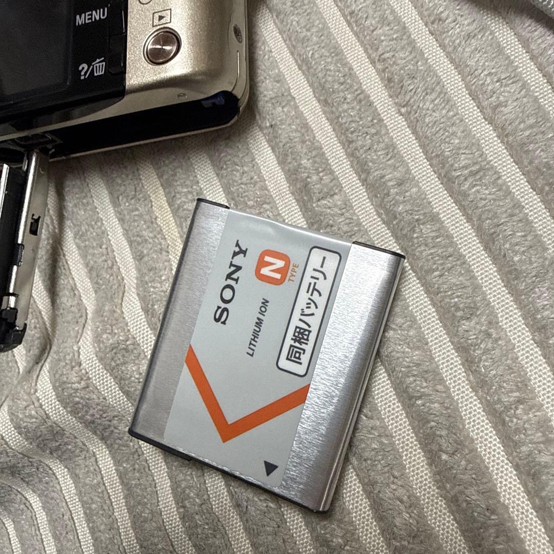 Sony サイバーショット DSC-WX200 デジタルカメラ　ゴールド【2】