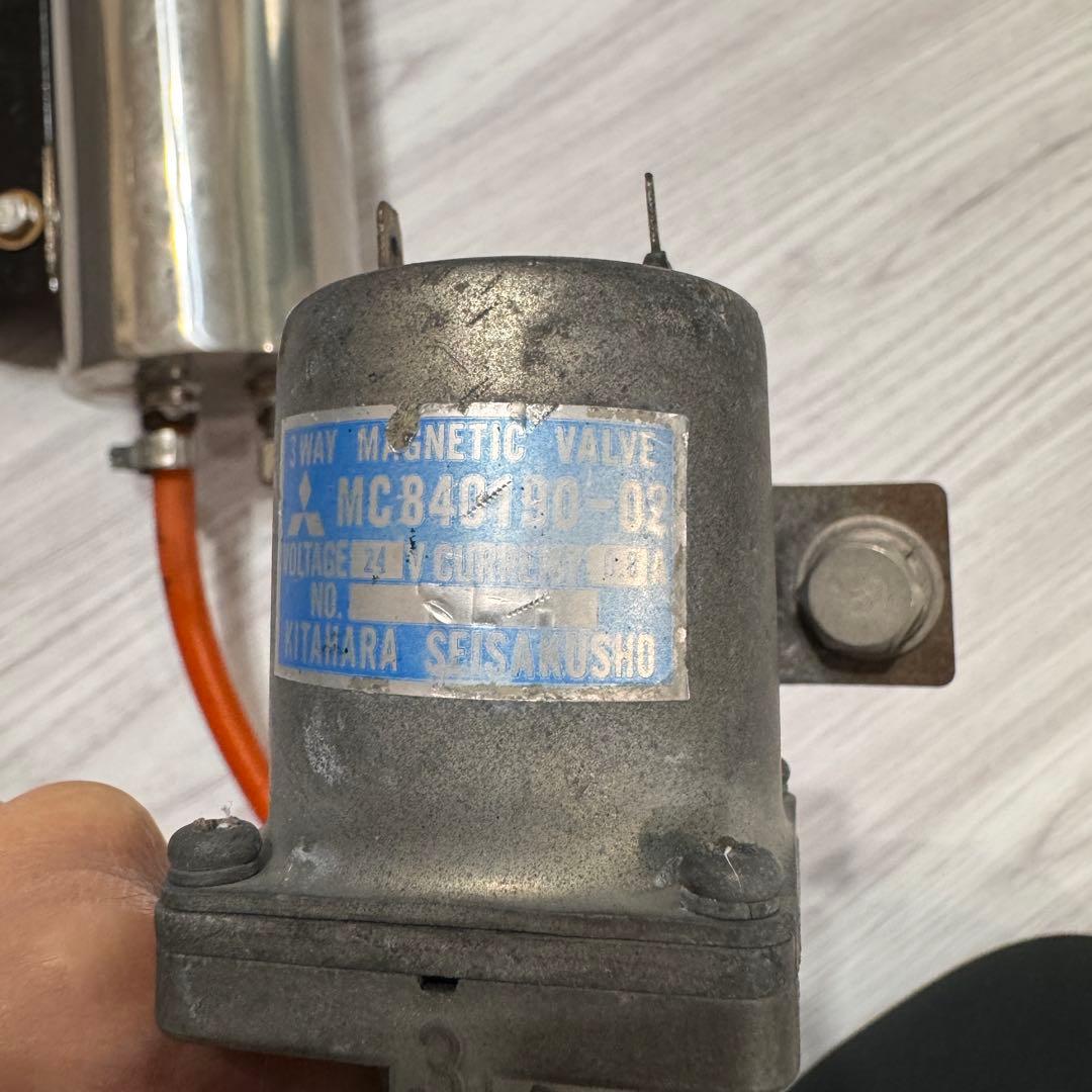 今週値引き‼️追加‼️三菱フソウ純正キシュンバルブ ふとめちゃん 配線 エアタンク