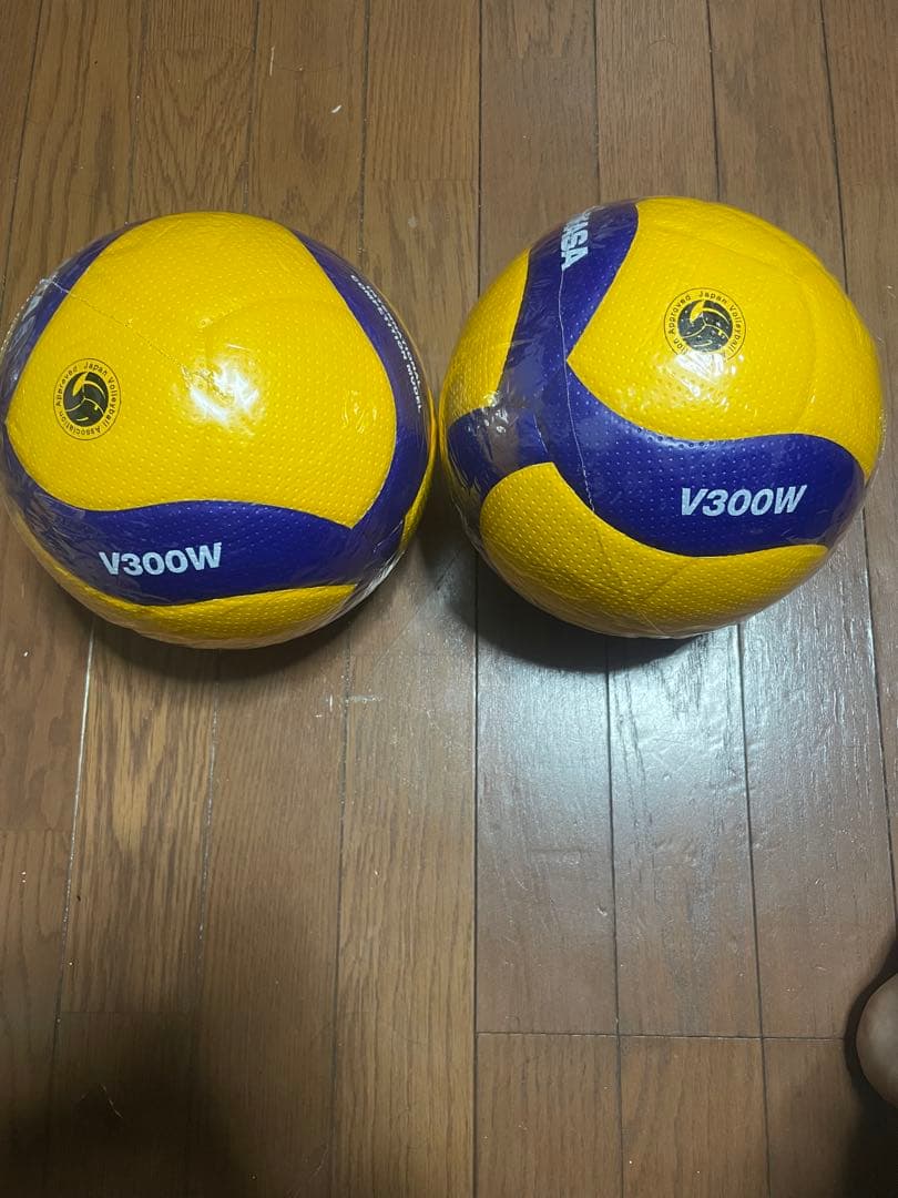 mikasa バレーボールV300W 国際公認球 検定球5号(未使用)2個セット