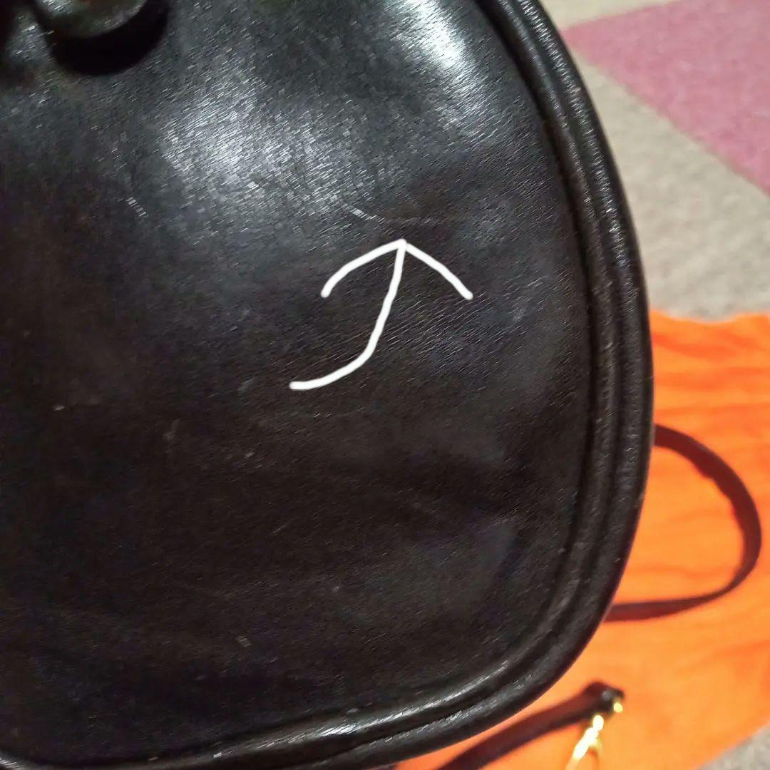 お値下げ中！ヒロフの黒レザー ドラム型ショルダーバッグ